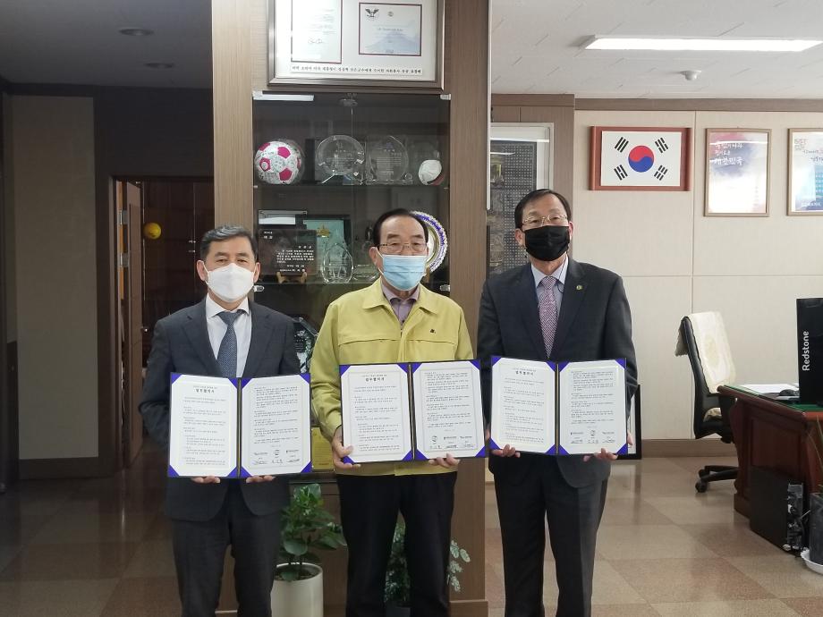 [뉴시스] 군-교육청-항공기술원 드론교육 협약 등